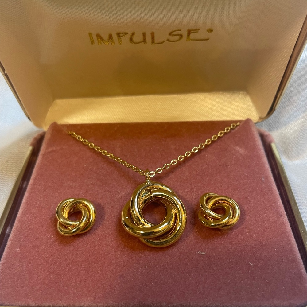 Vintage Costume Jewelry